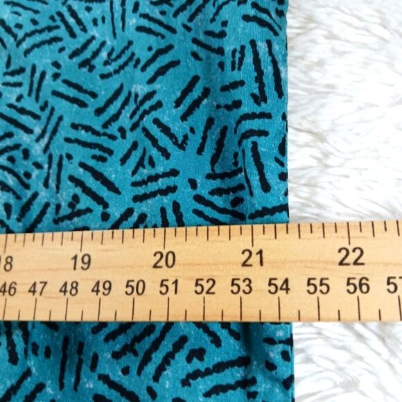 Billabong Casual Button Down Shirt. 100% Lightweight Cotton. Mens XL. Fits small - Picture 11 of 12